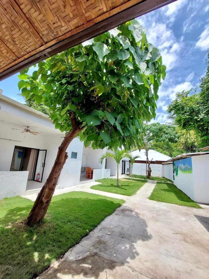 Tiki Bantayan Cebu Tourist Inn Inc Pooc Exterior photo
